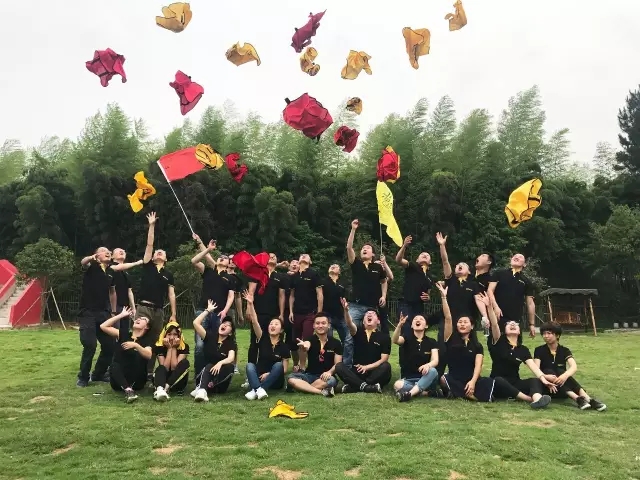 “向梦想出发” bti体育销售团建活动完善绽放