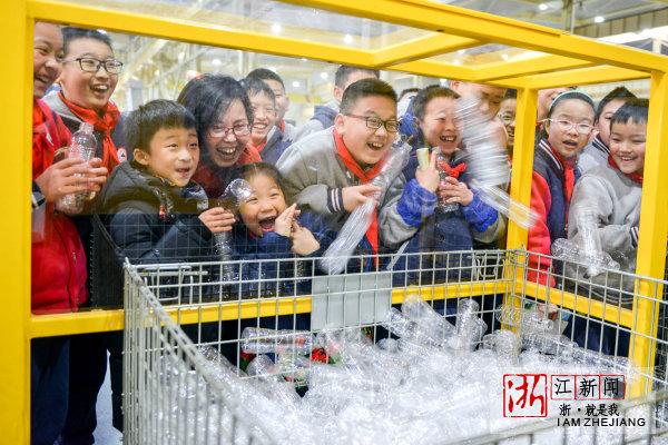 长兴：：走读智慧工厂 感受科技魅力